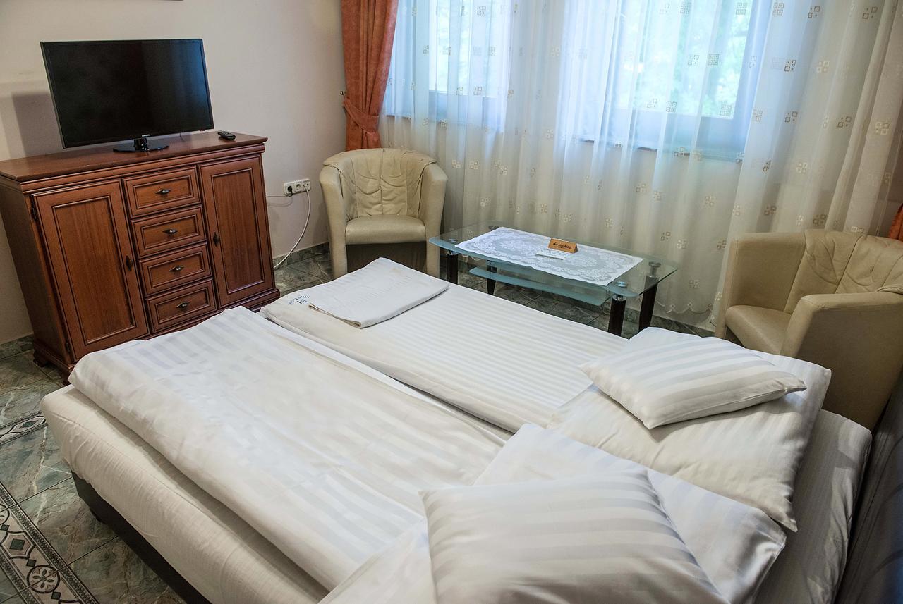 Bl Luxus Apartman Szeged Exterior photo